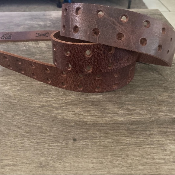 Vintage tan water Buffalo double hole leather belt 36” - Picture 3 of 3